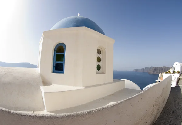 Griekse kerk koepel santorini — Stockfoto