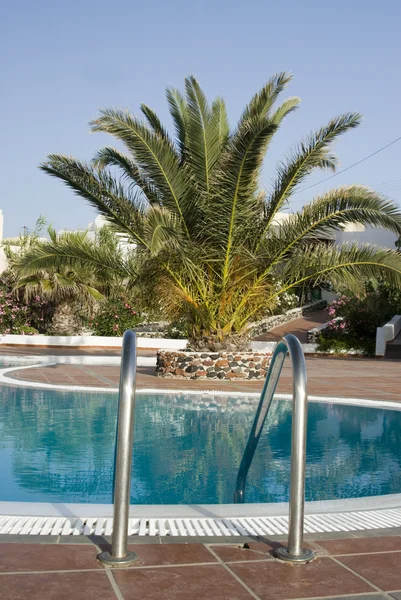 Swimming pool greek islands — Stock Photo, Image