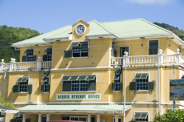 Příjmy úřadu bequia ostrovy Svatý Vincenc a Grenadiny — Stock fotografie