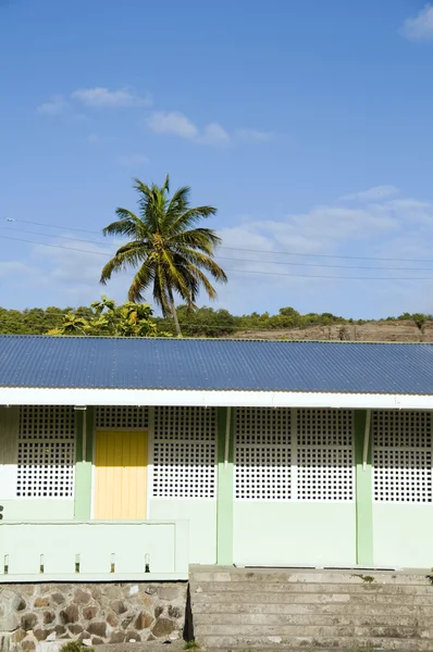 Szkoła st. vincent i Grenadyny wyspa bequia — Zdjęcie stockowe