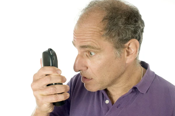 Äldre man telefon arga känslor — Stockfoto