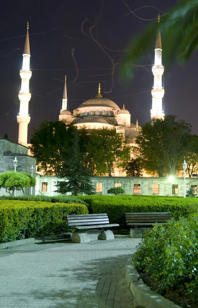 Moskee hippodrome park nacht istanbul Turkije — Stockfoto