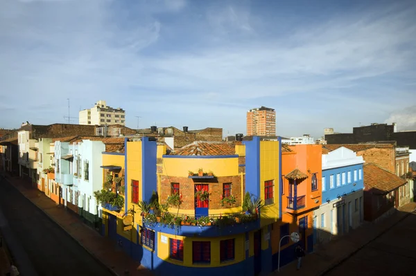 Çatı görünümü la candelaria bogota Kolombiya renkli mimarisi — Stok fotoğraf