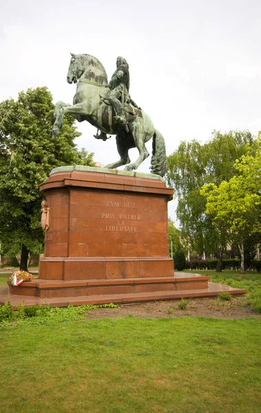 Estátua de Francisco II Parlamento Húngaro Lajos Kossuth — Fotografia de Stock