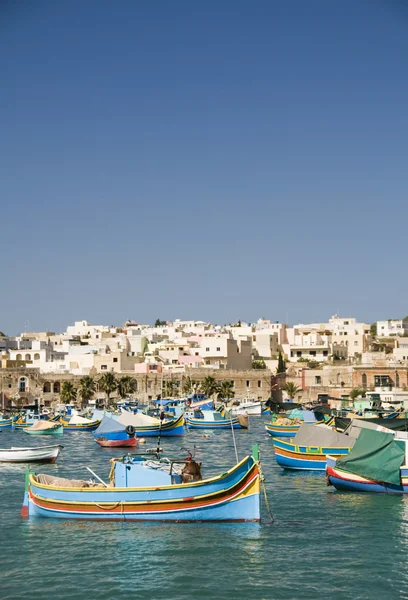 Marsaxlokk Мальта рыбацкая деревня — стоковое фото