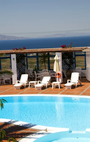 Schwimmbad griechische Inseln Santorini — Stockfoto
