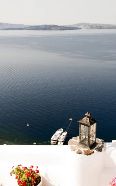 Живописный вид с греческого острова Кальдера oia ia santorini — стоковое фото