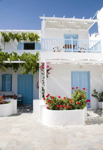 Greek island hotel — Stock Photo, Image