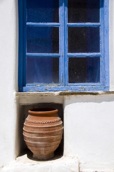 Ilha grega janela cena — Fotografia de Stock