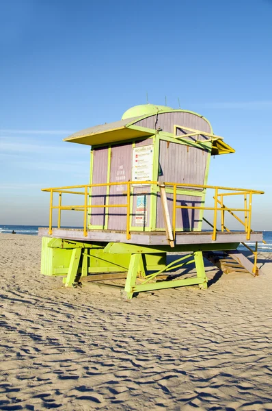 Iconic lifeguard station hut South Beach Miami Florida — Stock Photo, Image