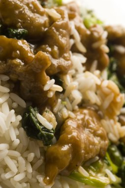 Pirinçli Moğol bifteği