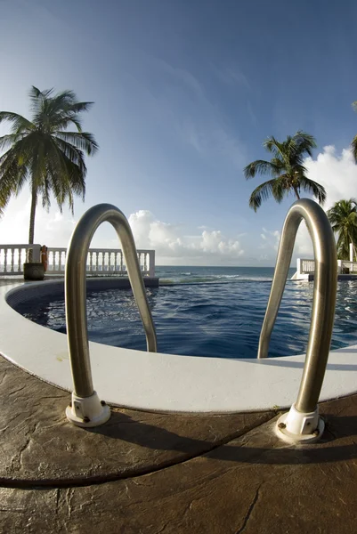 Piscina a sfioro nicaragua — Foto Stock