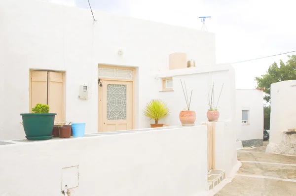 Street scene typical architecture Milos Cyclades Greek Island Gr — Stock Photo, Image