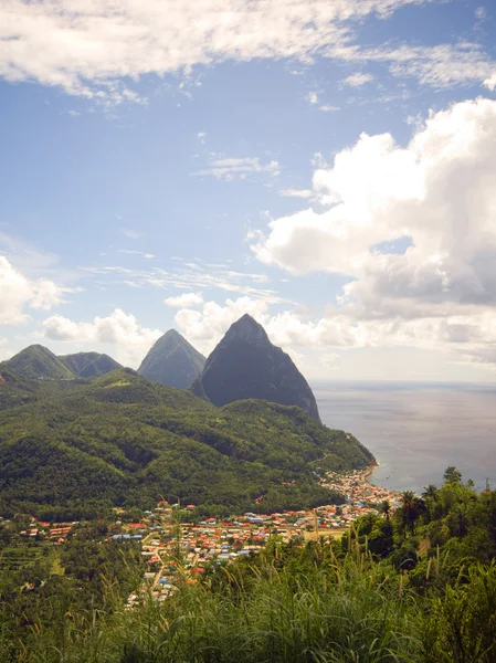 Panorama twin Pitons Soufriere St. Lucia — Fotografie, imagine de stoc