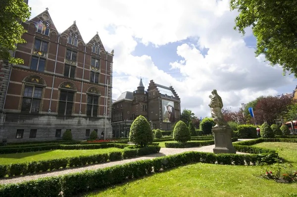 Rijmuseum amsterdam holland — стоковое фото