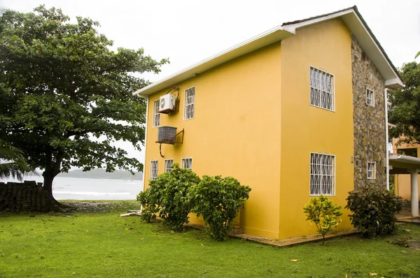 Casa junto al mar caribeño nicaragua — Foto de Stock