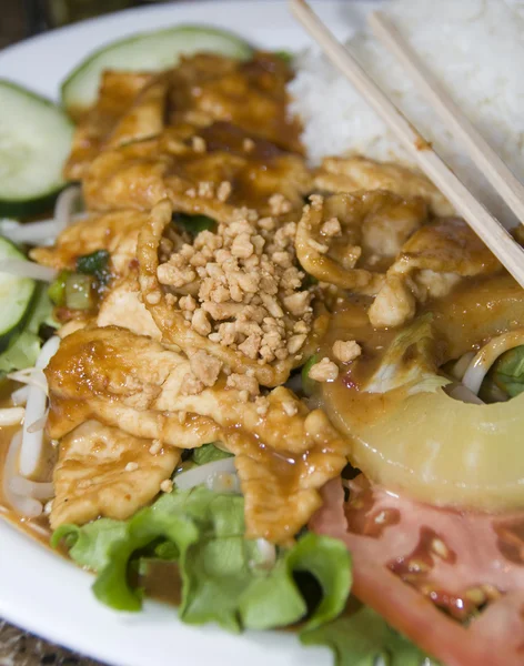 Comida vietnamita ga sate pollo —  Fotos de Stock