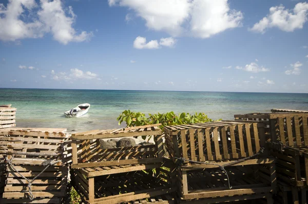 Pułapki homara na plaży Nikaragui — Zdjęcie stockowe