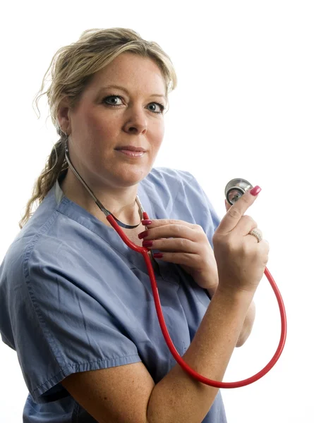 청진기를 사용하는 간호사 — 스톡 사진