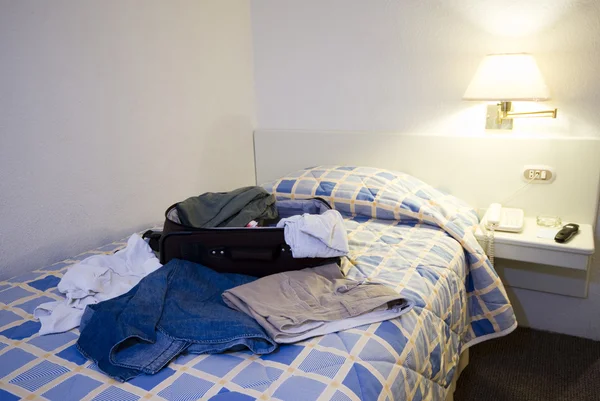 Schlampiges Hotelzimmer — Stockfoto