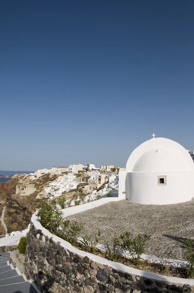 Ohromující santorini view s církví — Stock fotografie