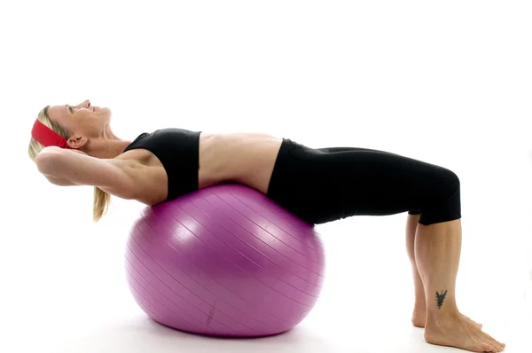 图坐 ups 强度的姿势中年女子健身 — 图库照片