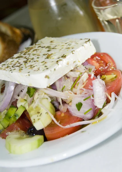 Greek salad in the greek islands — Stock Photo, Image