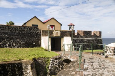 avlu giriş fort oranje oranjestad sint eustatius Karayip Hollanda ada