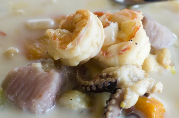 Ciotola di zuppa mista di frutti di mare nicaragua — Foto Stock