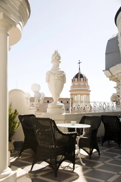 Rooftop cafe Gran Via caCathedral view Madrid Espagne — Photo