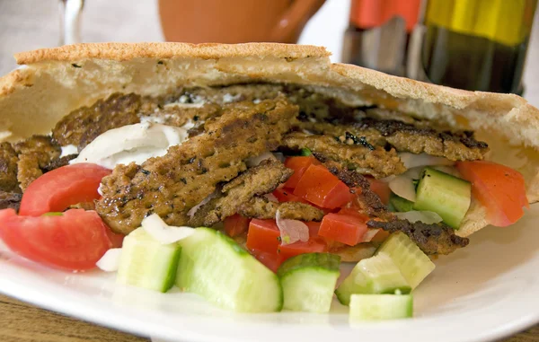 Pita donner kebab larnaca zypern — Stockfoto