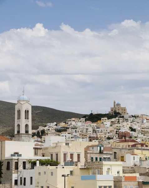 Vue sur la ville portuaire Syros Cyclades Grèce — Photo