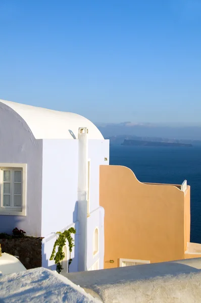 Edificio sulla caldera Santorini Grecia — Foto Stock