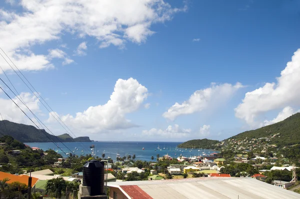 Panoramisch uitzicht op port elizabeth haven bequia st. vincent en de grenadines — Stockfoto