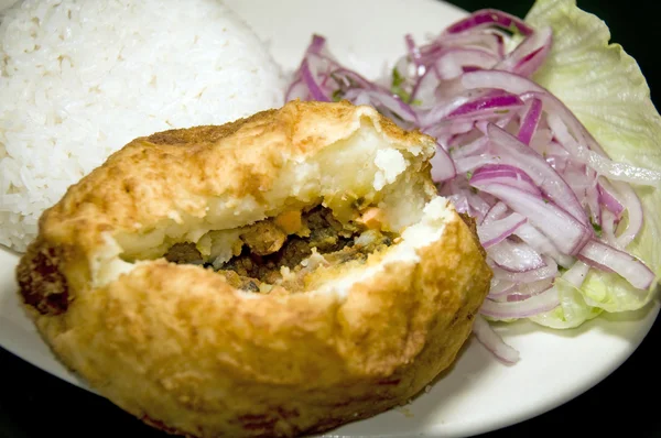 Papa Rellena Peruvian stuffed potato — Stock Photo, Image