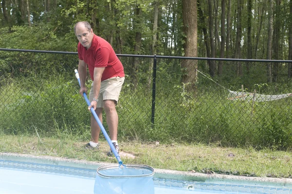 Pulizia della casa piscina — Foto Stock