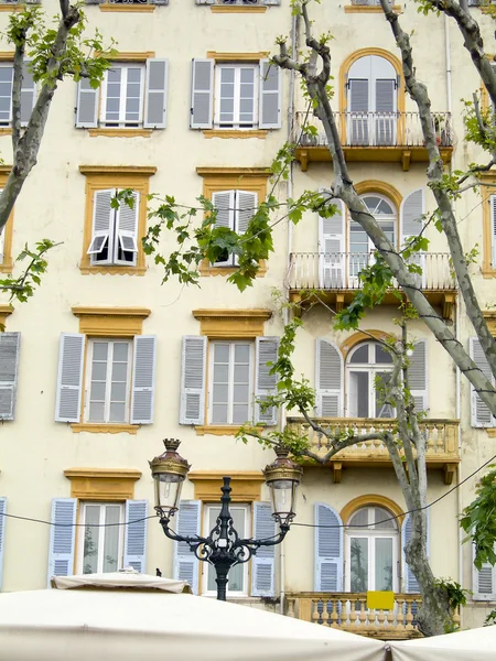 Typisk hotellarkitektur Bastia Corsica France – stockfoto