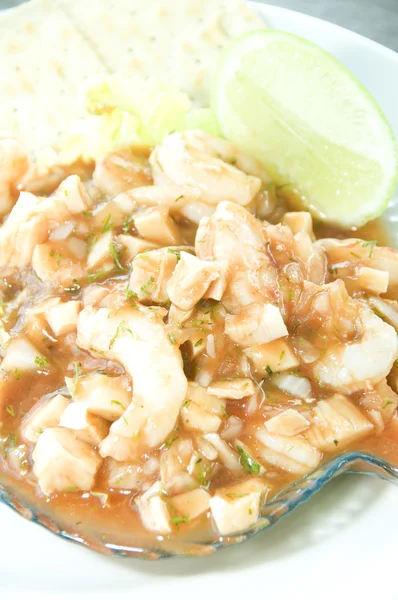 Gemischte Meeresfrüchte Shrimp Conch Cocktail san luis san andres kolumbien — Stockfoto