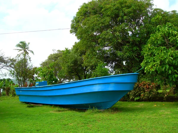 Grand bateau indigène maïs île de nicaragua — Photo