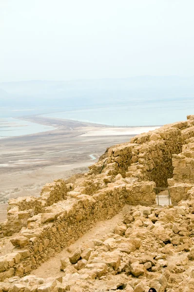 马萨达古堡在朱迪亚沙漠俯瞰死海以色列亚洲中东 — 图库照片