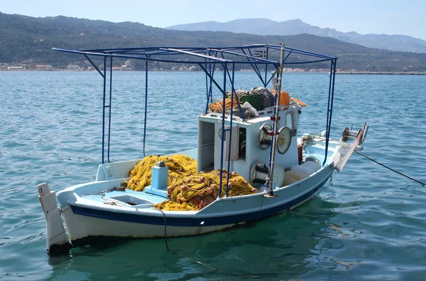 Griekse vissersboot — Stockfoto