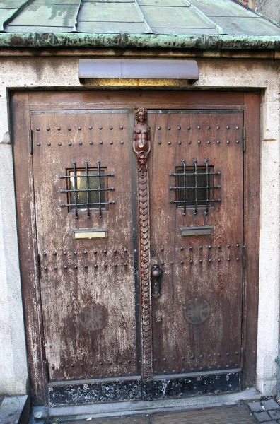 Door New Town Hall Aka Neues Rathaus February 2014 Бремені — стокове фото