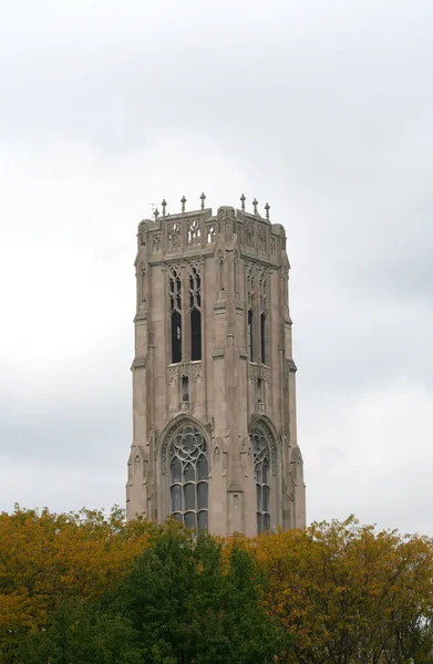 Tower Scottish Rite Cathedral Covered Fall Leaves Indianapolis Indiana Usa — стокове фото