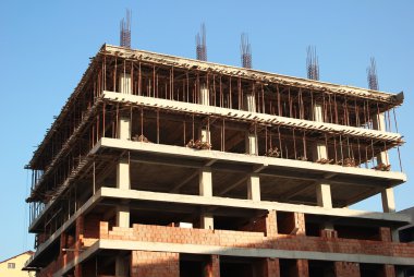 ilk birkaç katlı bir binanın İnşaat