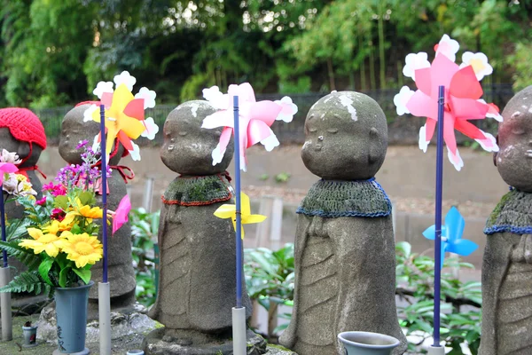 TÓQUIO - CIRCA NOVEMBRO 2013. Mesas de oração Ema no Santuário de Toshogu . — Fotografia de Stock