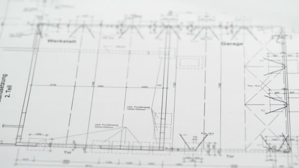 Posizionamento su cianografia di un triangolo e una penna — Video Stock