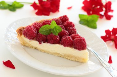 Ahududulu tart.