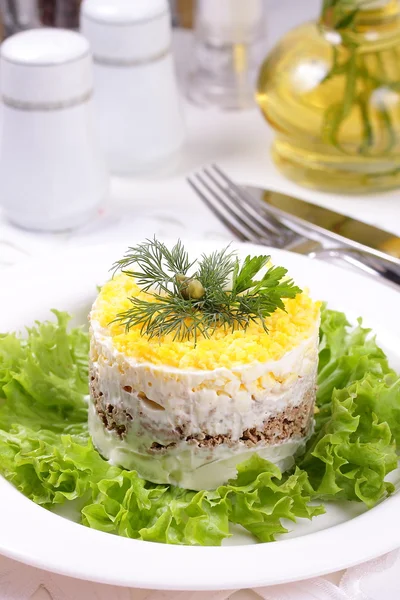 Puff meat salad. — Stock Photo, Image