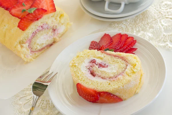 Swiss roll filled with cream — Stock Photo, Image