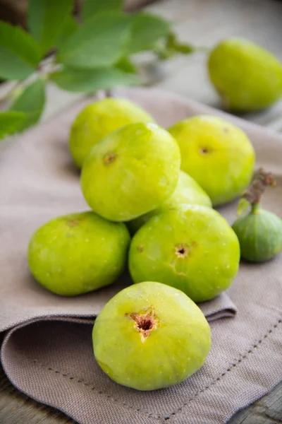 Yellow figs. — Stock Photo, Image